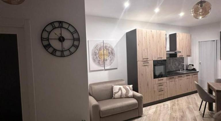 Apartment | Next to Basilica of San Domenico — photo 2