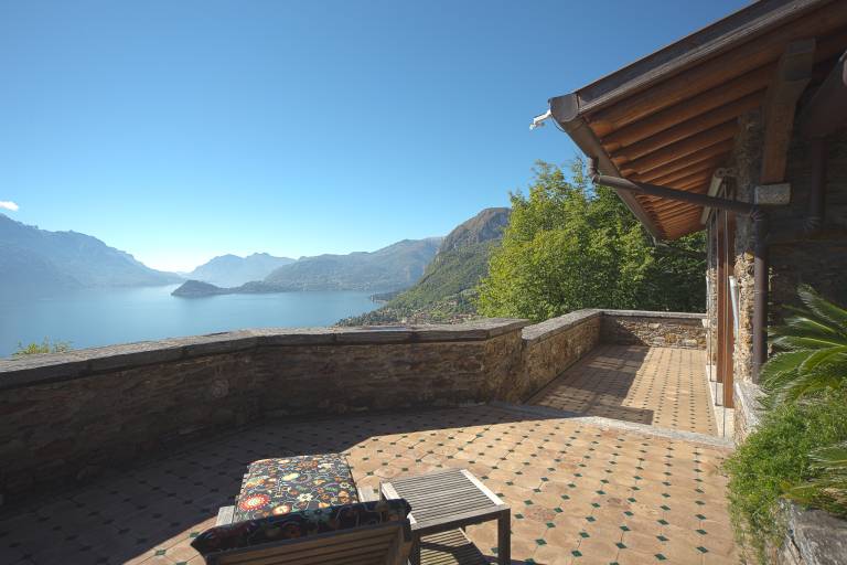 Children-friendly pleasant villa with jacuzzi, private pool & garden | Lake view | Pet-friendly — photo 5