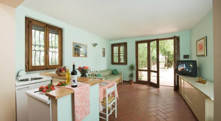 Child-friendly ample farm with patio, garden & pool | Dogs allowed — photo 5