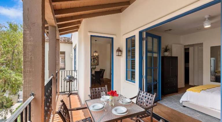 Villa with patio, private pool & barbeque | Perfect for remote work — photo 5