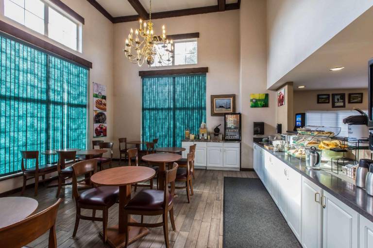 Quality Inn & Suites Silverthorne - Copper Mountain — photo 3