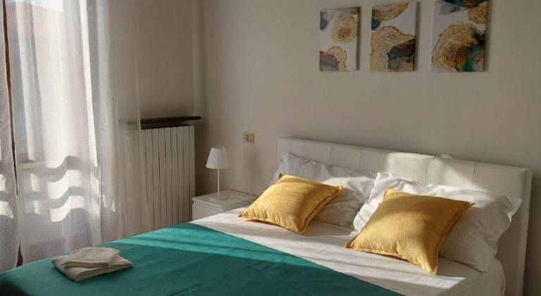 Apartment with 2 rooms for 5 persons in Pozzolengo