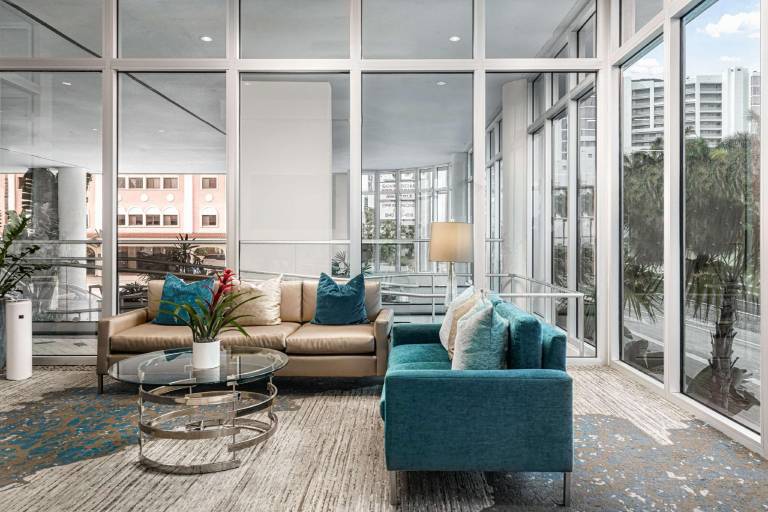 Embassy Suites by Hilton Sarasota — photo 3