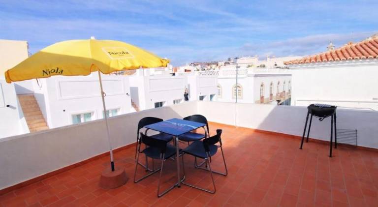 House with terrace — photo 4