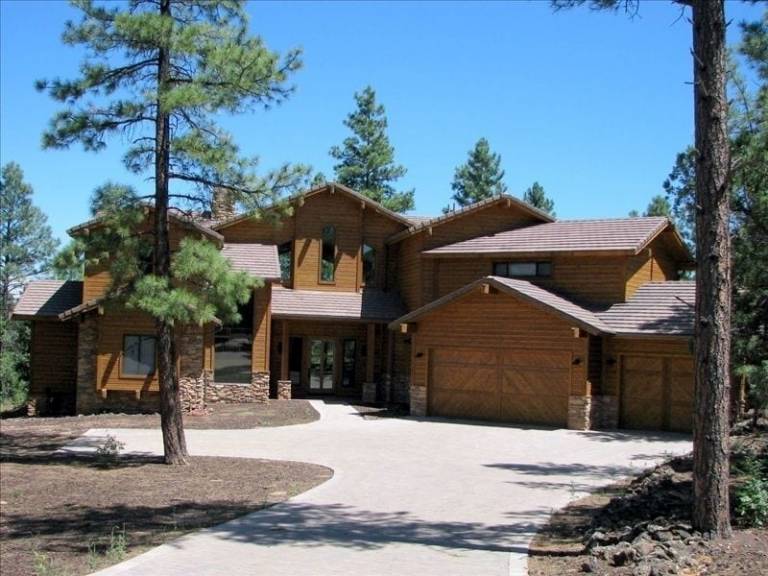 Lodge Show Low