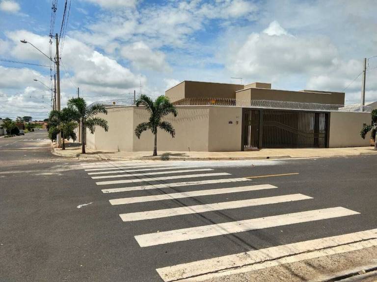 Casa  Cedral
