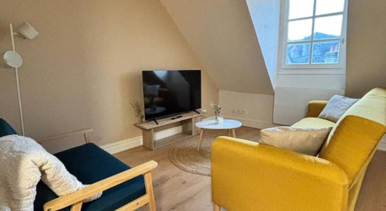 Rental apartment with 1 room for 6 persons in Dijon