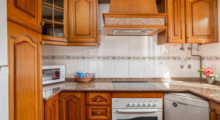Fully equipped rental apartment with terrace, garden & private pool | Pet-friendly — photo 5
