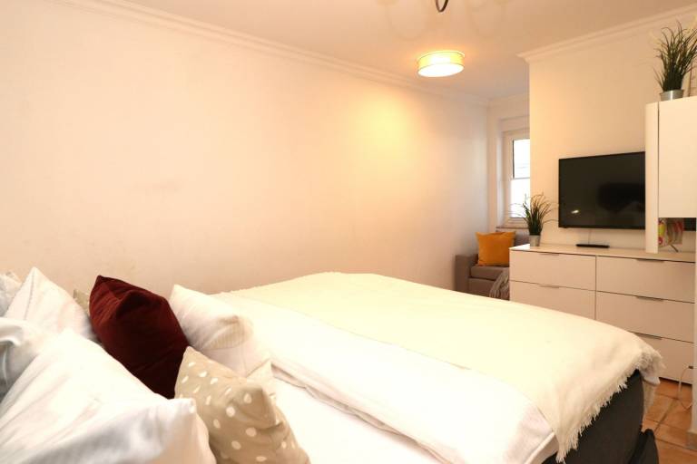 Große Ferienwohnung mit 2 Bädern und Südterrasse in strandnaher Lage — photo 4