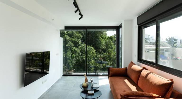 Apartment | Near Dizengoff Street in Tel Aviv