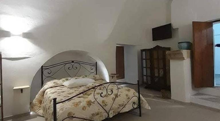Lovely holiday apartment with hot tub & pool | Dogs allowed — photo 2