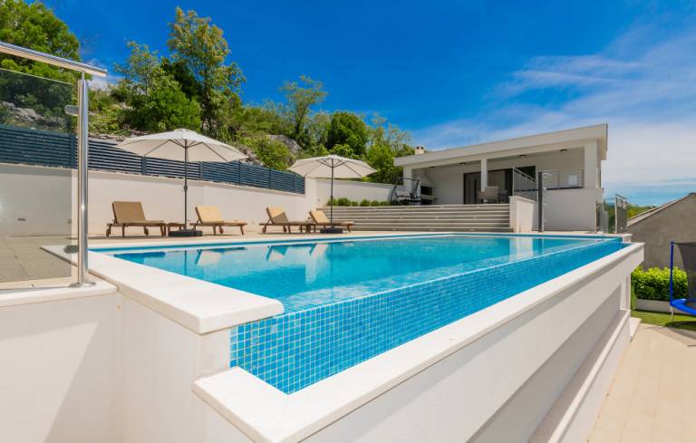 Villa Baška Voda