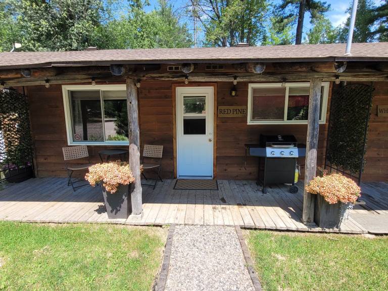 Cabin Pembroke