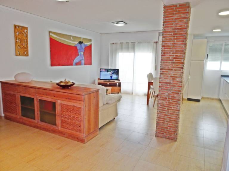 Fully equipped charming holiday apartment with garden, patio & pool | Beach nearby | Pet-friendly — photo 4