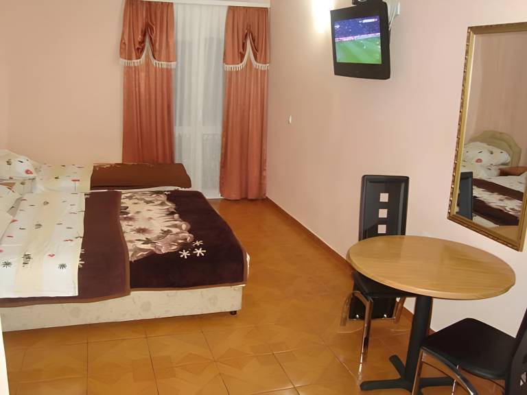 Apartma Bar