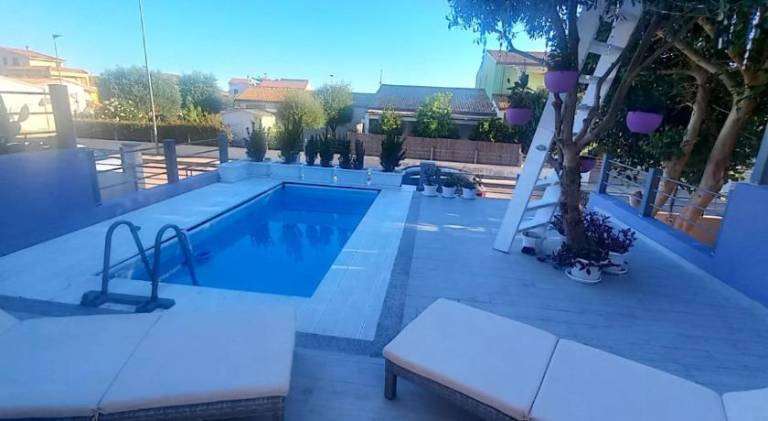 House with pool | Pet-friendly — photo 4