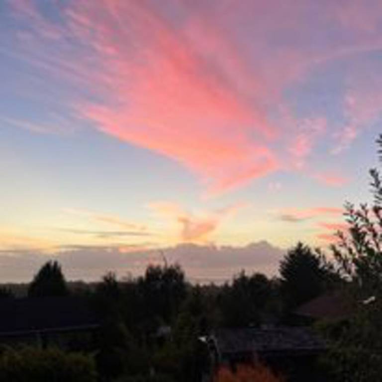 House with garden & patio in Coos Bay, OR
