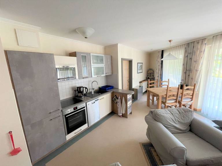 Komfortplus Ferienwohnung mit 1 Schlafzimmer und Balkon im Obergeschoss — photo 2