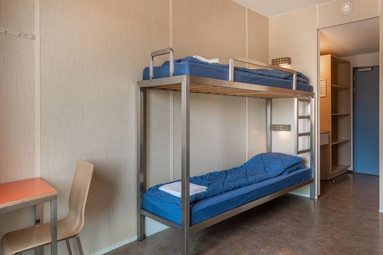Hostel Den Burg