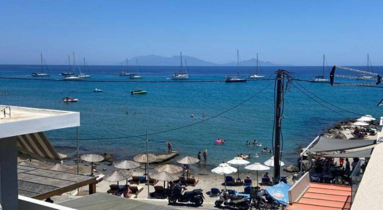 Nice holiday apartment with terrace | Next to the beach | Pets are welcome — photo 4