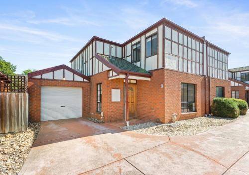 House  Attwood