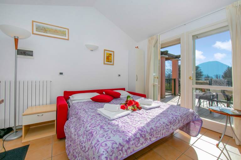Children-friendly holiday apartment with terrace, garden & grill | Lake view | Next to the beach | Dogs allowed — photo 5