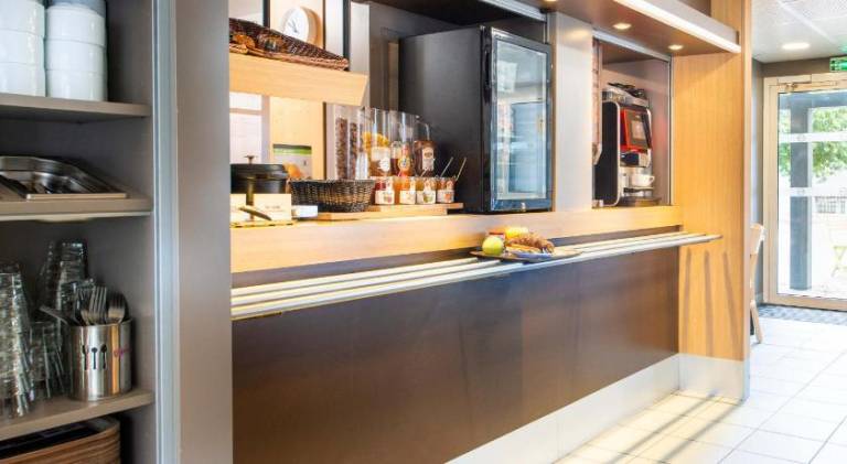 B&B HOTEL Nantes Parc Expos La Chapelle — photo 4