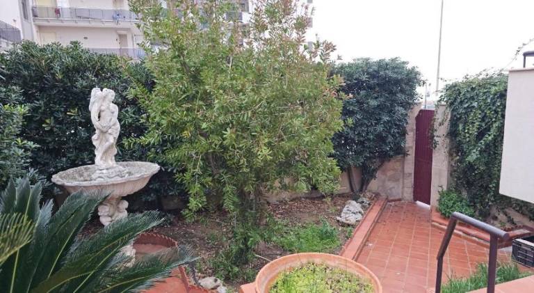 Holiday apartment with 3 rooms for 5 persons — photo 5