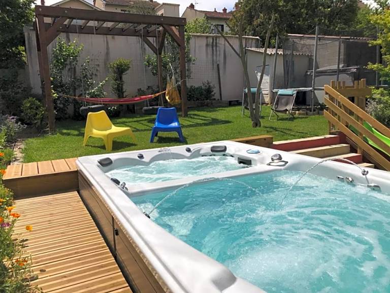 Bed and breakfast  St-Genis-Laval