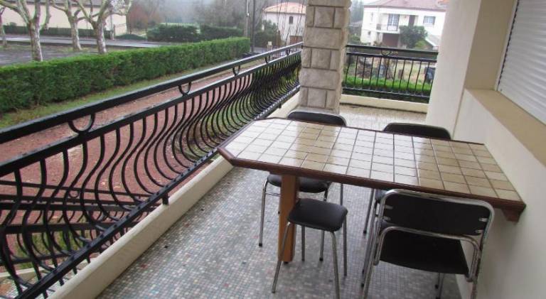 Holiday apartment with patio, barbecue & garden — photo 4