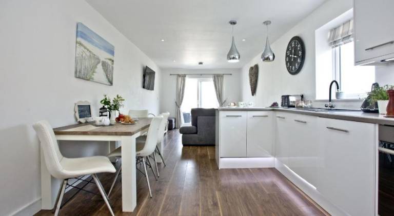 Apartment with 2 rooms for 4 persons — photo 3
