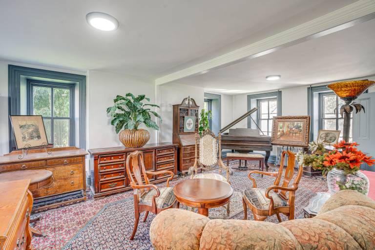 Tranquil & Historic Estate Near Valley Forge — photo 4