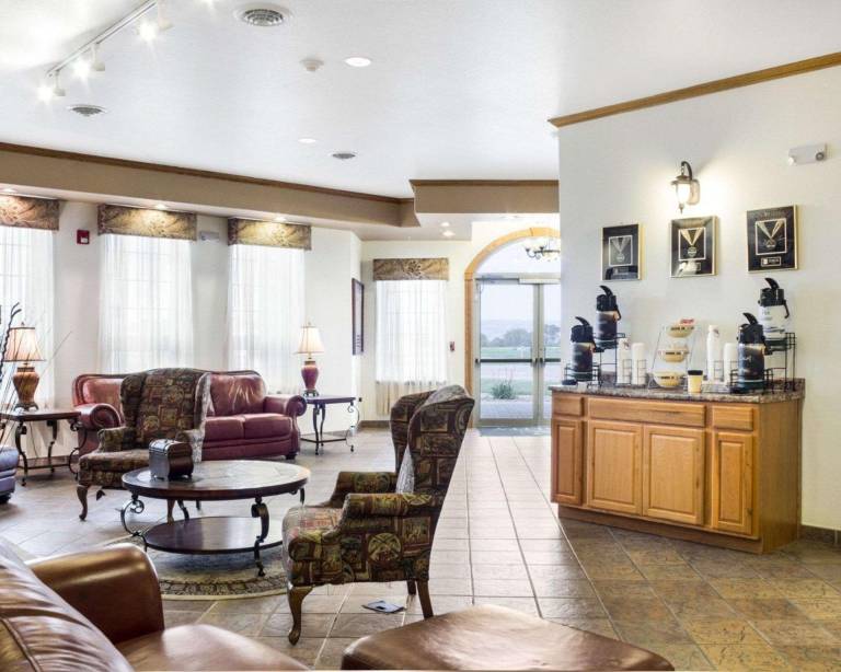 Quality Inn Oacoma - Chamberlain — photo 3
