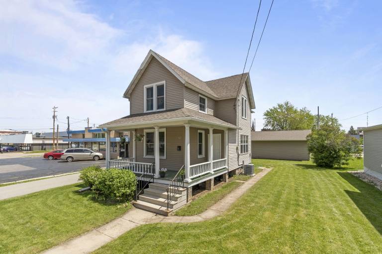 House Appleton