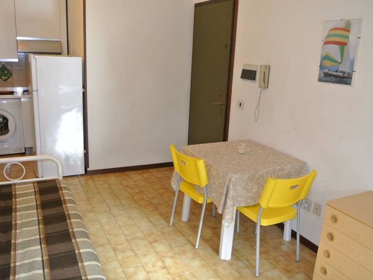 Holiday apartment with pool & terrace — photo 4