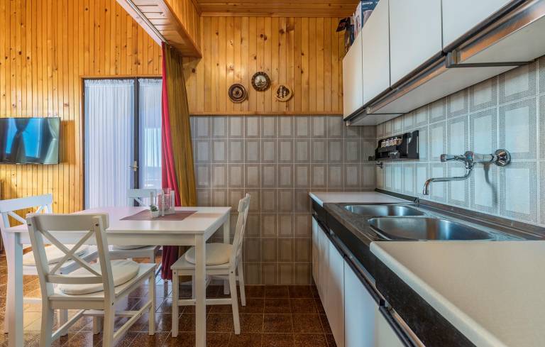 Nice holiday apartment with patio & fast internet | Sea view | Pets are welcome — photo 5