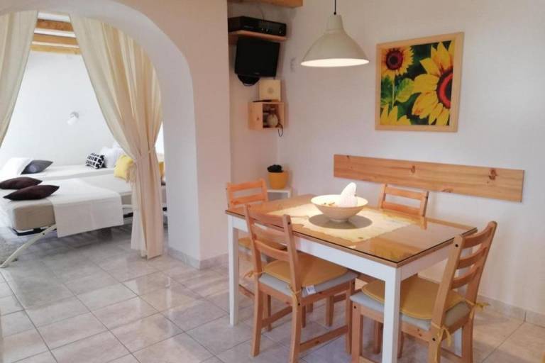 Studio flat near beach Okrug Donji, Čiovo (AS-25470-a) — photo 2