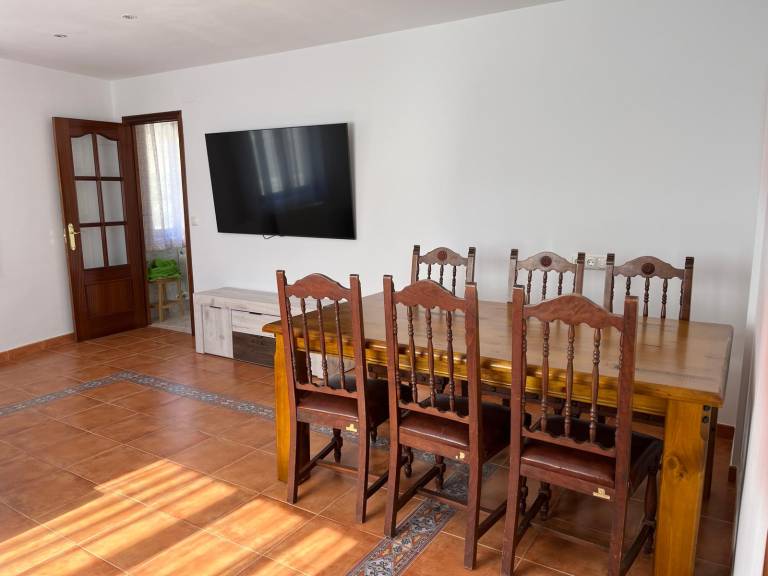 Casa Acogedora y cómoda para Familias, ideal para descansar y disfrutar de la naturaleza y la gastronomia de la zona. in Burgos