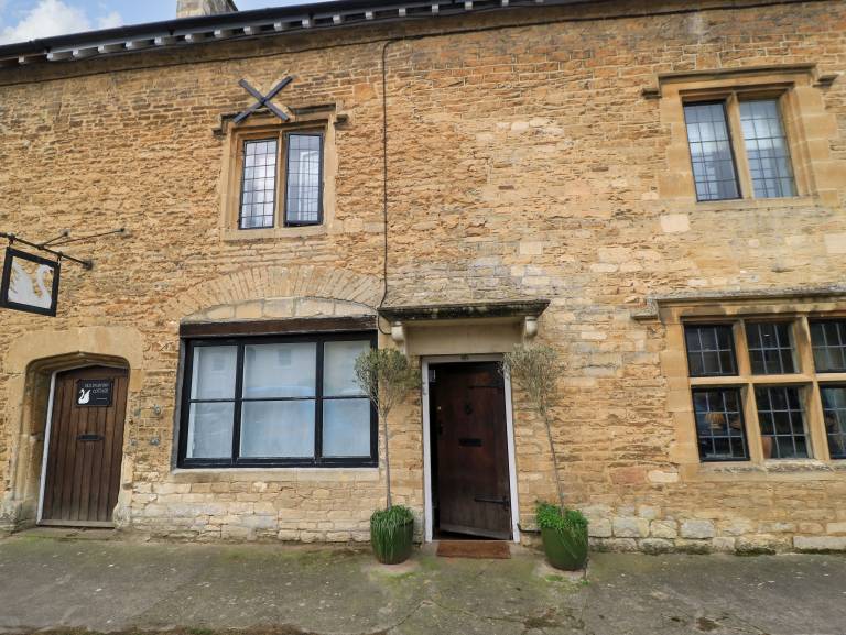 Cottage Castle Combe