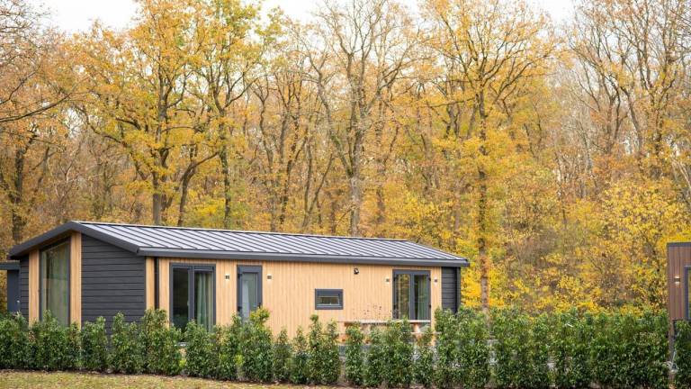 Ferienhaus mit Terrasse, Garten und Grill