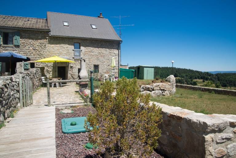 Le gîte des Jonquilles 6/8 personnes in Mende