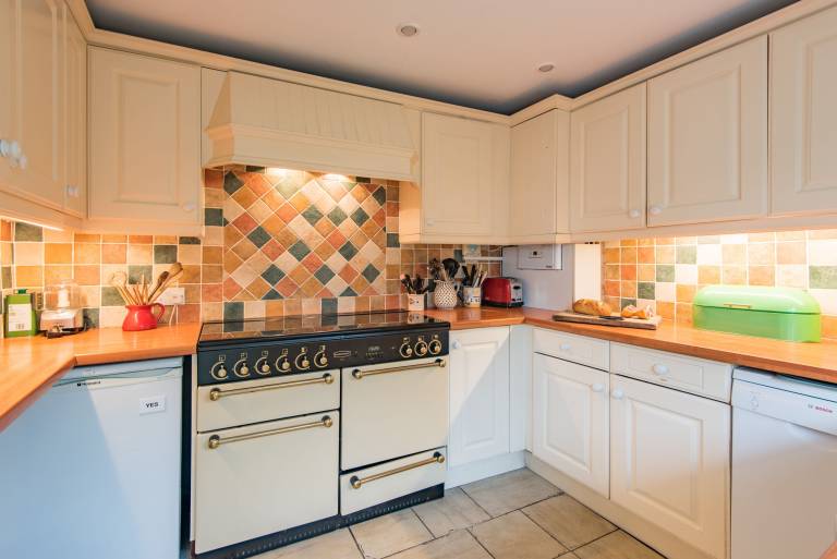 Cottage Deal