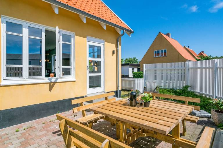 Fully equipped lovely vacation home with terrace & hot tub | Pet-friendly — photo 4
