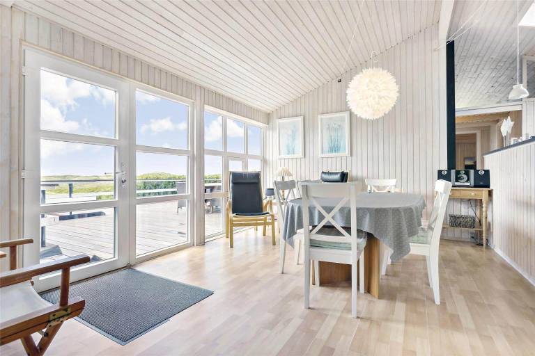 Fully equipped nice vacation home with sauna, jacuzzi & barbecue | Sea view | Beach nearby | Dogs allowed — photo 3