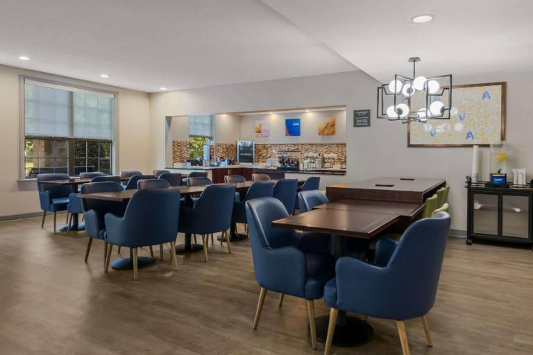 Comfort Inn Newport News - Hampton I-64 — photo 3