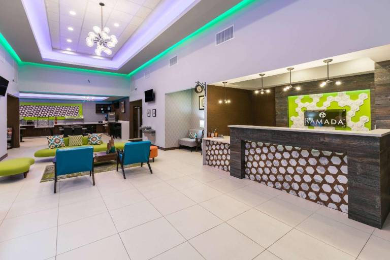 Ramada El Paso — photo 2