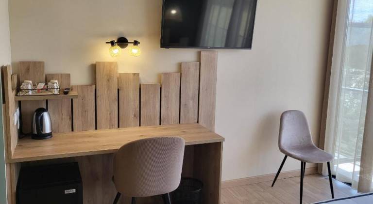 Logis Le Cadusia — photo 2
