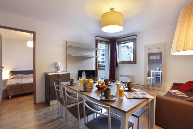 200m from resort center, terrace, balcony, tv, 35-50m², Les 2 Alpes — photo 2