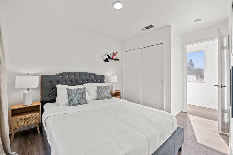 Bright Monterey Park Private Suite Near DTLA