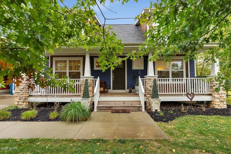 Cabin Saugatuck